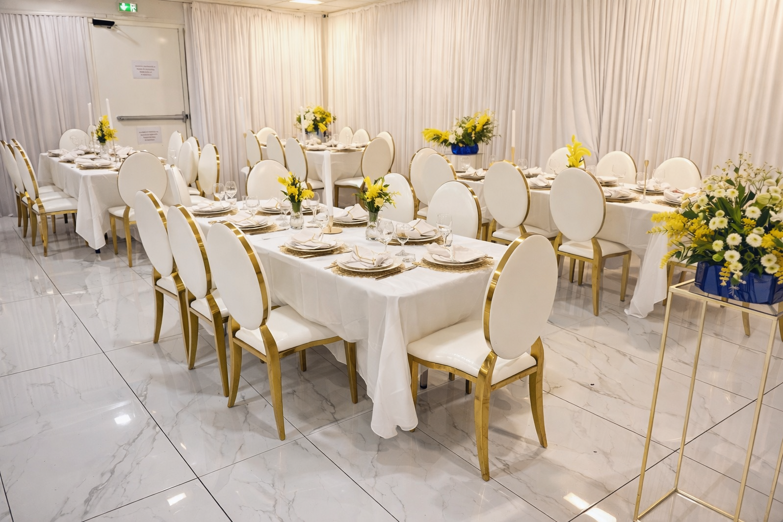 Salle Mozéa décorée pour un mariage